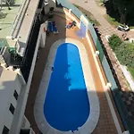 4-2, Edificio Eden Roc I Appartamento