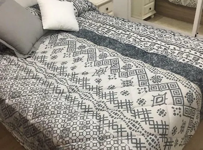 Apartament 4-2, Edificio Eden Roc I