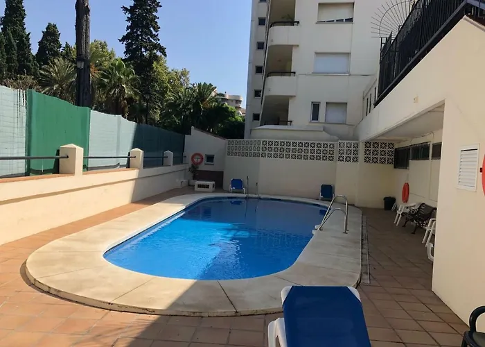 Apartament 4-2, Edificio Eden Roc I *