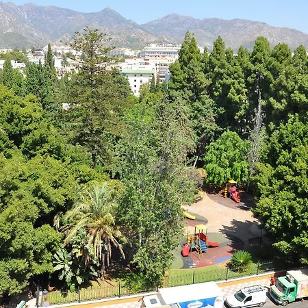 Apartamento 4-2, Edificio Eden Roc I